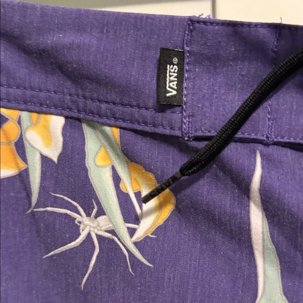 Men's Vans Off The Wall Board‎ Shorts Size 34 Purple Floral